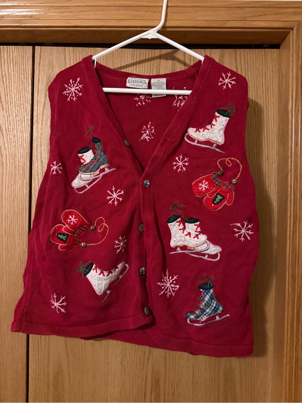 basic Editions Holiday Christmas Ugly Sweater Vest Winter Vintage